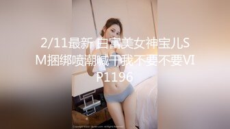 安防精品 准备鲜花用气球布置浪漫现场表白小姐姐