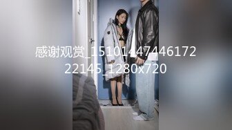 大美妞儿 性感白色蕾丝内衣搭配性感魅惑黑丝 丽质容颜丰润俏丽