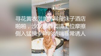 超多狼友寻求的网红美女『RiaKu』棒棒糖与大鸡巴 极品蓝发萝首次猛男群P乱操