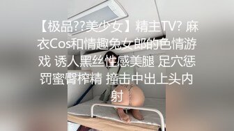  刚洗完澡老婆想操B可惜中年老公的鸡巴硬不起来只好作罢