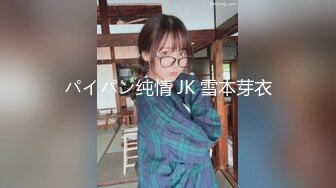 写字楼女厕偷拍短发红唇美女✿小肥鲍已经被搞得很黑了