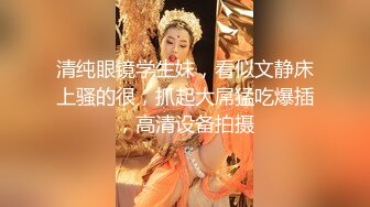 夫妻自拍，骚媳妇喜欢后入