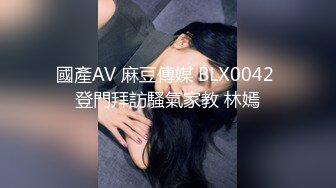 小哥工地健身玩弄大屁股骚奶子少妇，后入爆草揉着骚奶子无套抽插，直接内射让骚逼舔鸡巴