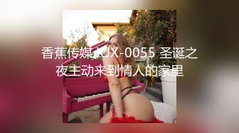 清秀温柔的眼镜文艺女【美妞上线】，有点像-欢乐颂-里面的关雎尔，有多文艺就有多闷骚，一个人自慰玩得很开！