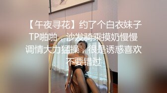   少妇人妻 光着大肥屁屁干家务 看着受不了 上去就一顿爆操 内射一骚逼